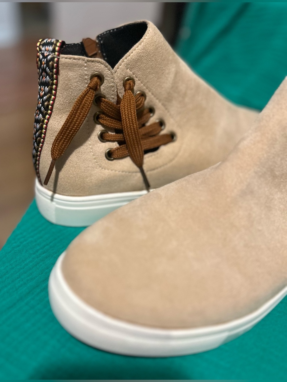 Women’s Suede High-Top Sneakers in Beige RV - Picture 6 of 6